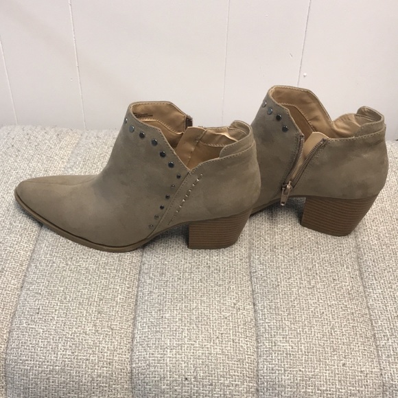 Lexi & Abbie - booties - o - Picture 4 of 8